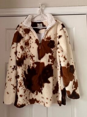 Tees 2 Ur Door Cow Print Sherpa Pullover